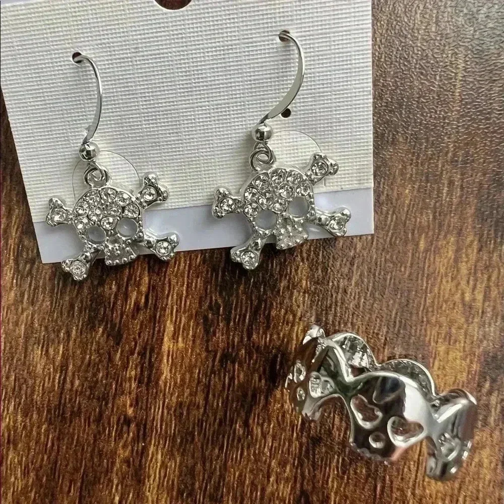 SET: (1) skull ring + (1) rhinestone skull dangly earrings